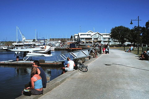 Melbourne City And Williamstown Ferry Cruise - Lightning Ridge Tourism 2