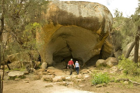 2-Day Wave Rock, York, Wildflowers & Aboriginal Experience - Lightning Ridge Tourism 3