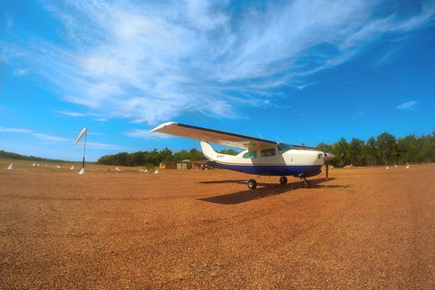 Wave Rock Half Day Air & Ground Tour - Lightning Ridge Tourism 0