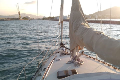 Townsville Small Group Early Morning Sailing Cruise Boat Tour Charter Hire - Lightning Ridge Tourism 1