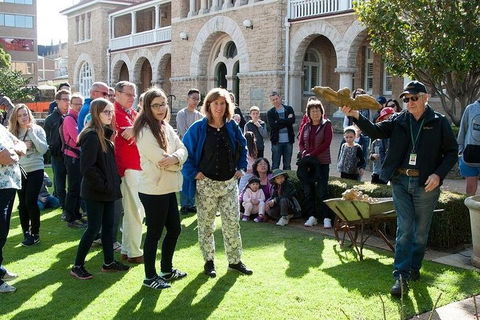 The Perth Mint: Guided Heritage Tour And Gold Pour - Lightning Ridge Tourism 4