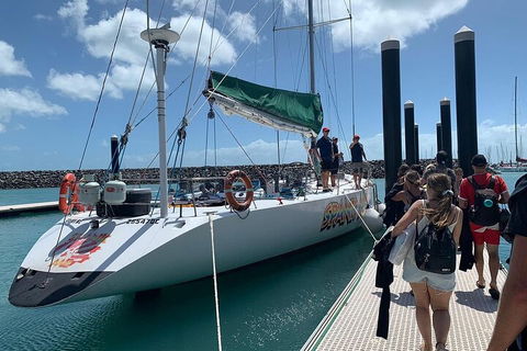 2-Night Whitsundays Sailing Cruise Incl. Whitehaven Beach & Great Barrier Reef - Lightning Ridge Tourism 0