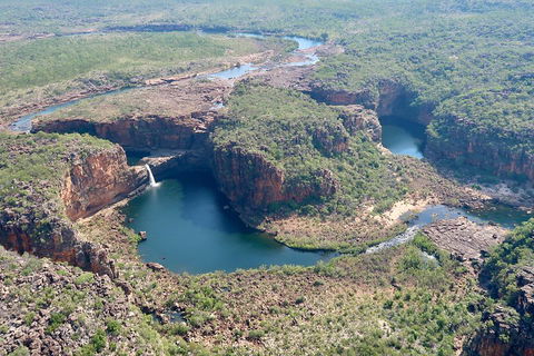 Mitchell Falls Explorer - Wet Season - Lightning Ridge Tourism 1