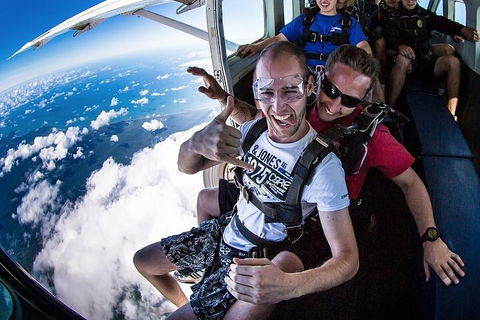Byron Bay Tandem Sky Dive - Lightning Ridge Tourism 4