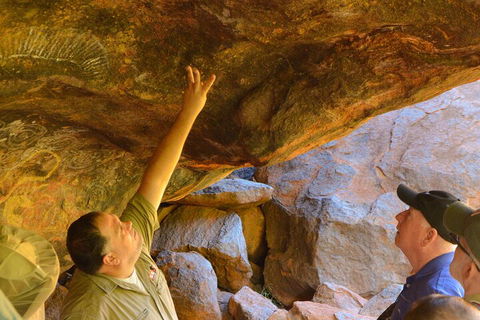 Uluru Small Group Tour Including Sunset - Lightning Ridge Tourism 1