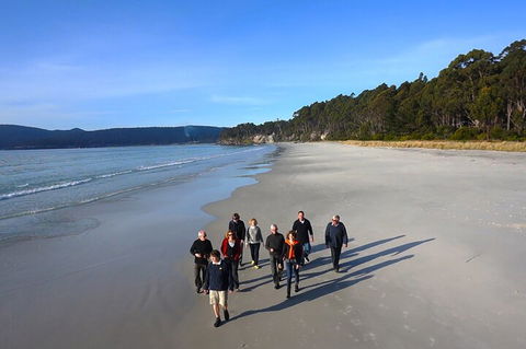 Bruny Island Traveller - Gourmet Tasting And Sightseeing Day Trip From Hobart - Lightning Ridge Tourism 5