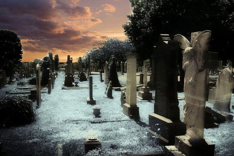 Southport Cemetery Paranormal Activity Tour QUEENSLAND - Lightning Ridge Tourism 1
