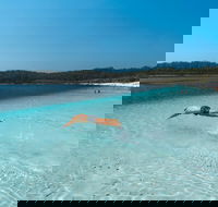 Lake McKenzie Full-Day Tour with Lunch from Hervey Bay - Lightning Ridge Tourism