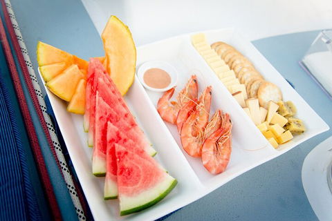 Gold Coast Sunset Cruise With Sparkling Wine & Nibbles Platter - Lightning Ridge Tourism 5
