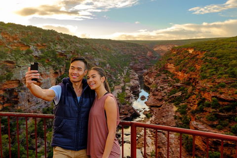 6-Day Coral Coaster From Perth To Exmouth One-Way Via Monkey Mia Ningaloo Reef - Lightning Ridge Tourism 1