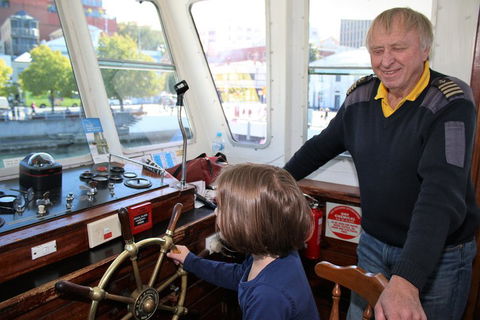 Derwent River Historic Harbour Cruise From Hobart - Lightning Ridge Tourism 4
