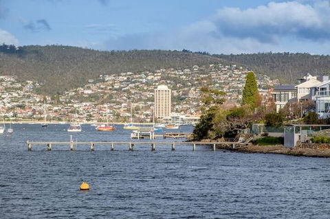 Derwent River Historic Harbour Cruise From Hobart - Lightning Ridge Tourism 5
