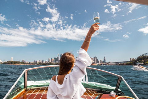 Private Icons And Highlights Cruise Of Sydney Harbour - Lightning Ridge Tourism 2