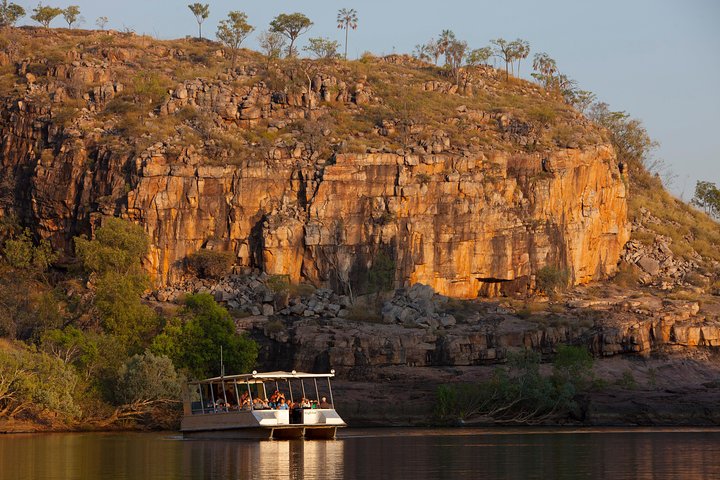  Lightning Ridge Tourism