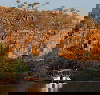 Nitmiluk Katherine Gorge Cruise - Lightning Ridge Tourism