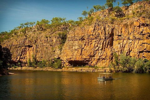 Nitmiluk (Katherine) Gorge Cruise - Lightning Ridge Tourism 1