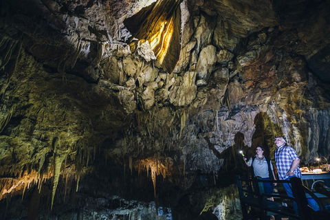 Ngilgi Cave Semi-guided Tour - Lightning Ridge Tourism 0