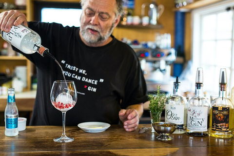 Heritage, Wine & Gin Tours - Lightning Ridge Tourism 2