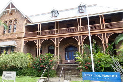 Cairns To Cooktown 4WD Tour - Lightning Ridge Tourism 1