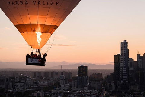 Melbourne Balloon Flight At Sunrise - Lightning Ridge Tourism 5