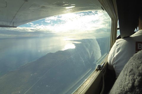 Monkey Mia Dolphins & Shark Bay Air Tour From Perth - Lightning Ridge Tourism 1