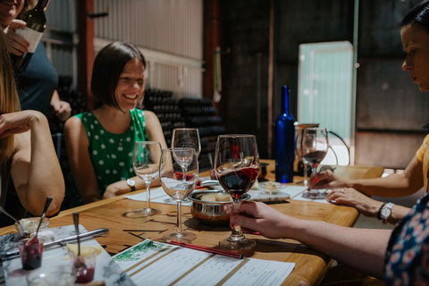 Central Pokolbin, Hunter Valley Hop-On And Hop-Off Bus - Lightning Ridge Tourism 2