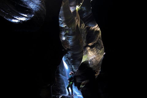 Full-Day Canyoning Experience At Stunning Empress Canyon - Lightning Ridge Tourism 3