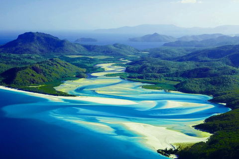 Whitsunday Islands And Heart Reef Scenic Flight - 70 Minutes - Lightning Ridge Tourism 5