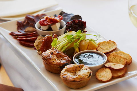 Margaret River Indulge And Discover Day Tour - Lightning Ridge Tourism 3