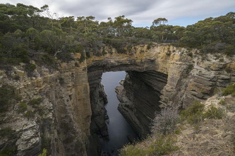 Private Hobart Discover South East Food And Scenic Tour - Lightning Ridge Tourism 4