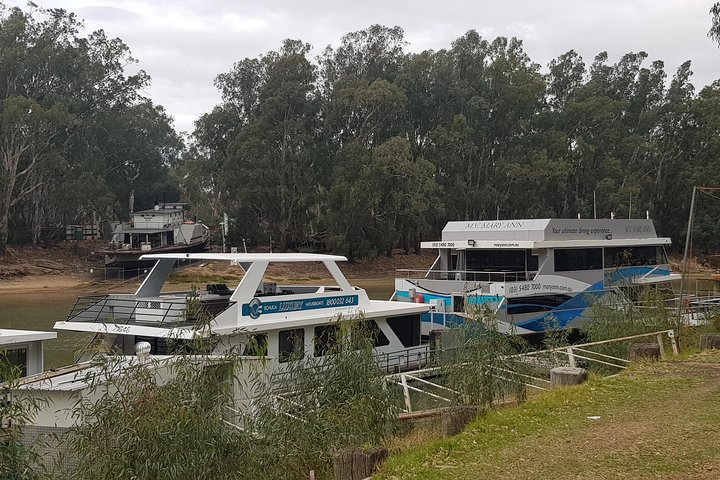  Lightning Ridge Tourism